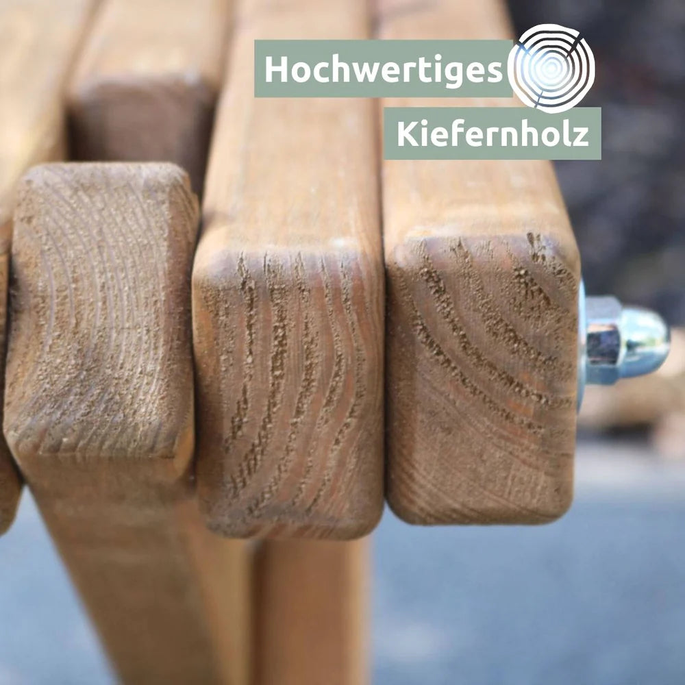 Skandinavische Gartenmöbel aus Kiefer