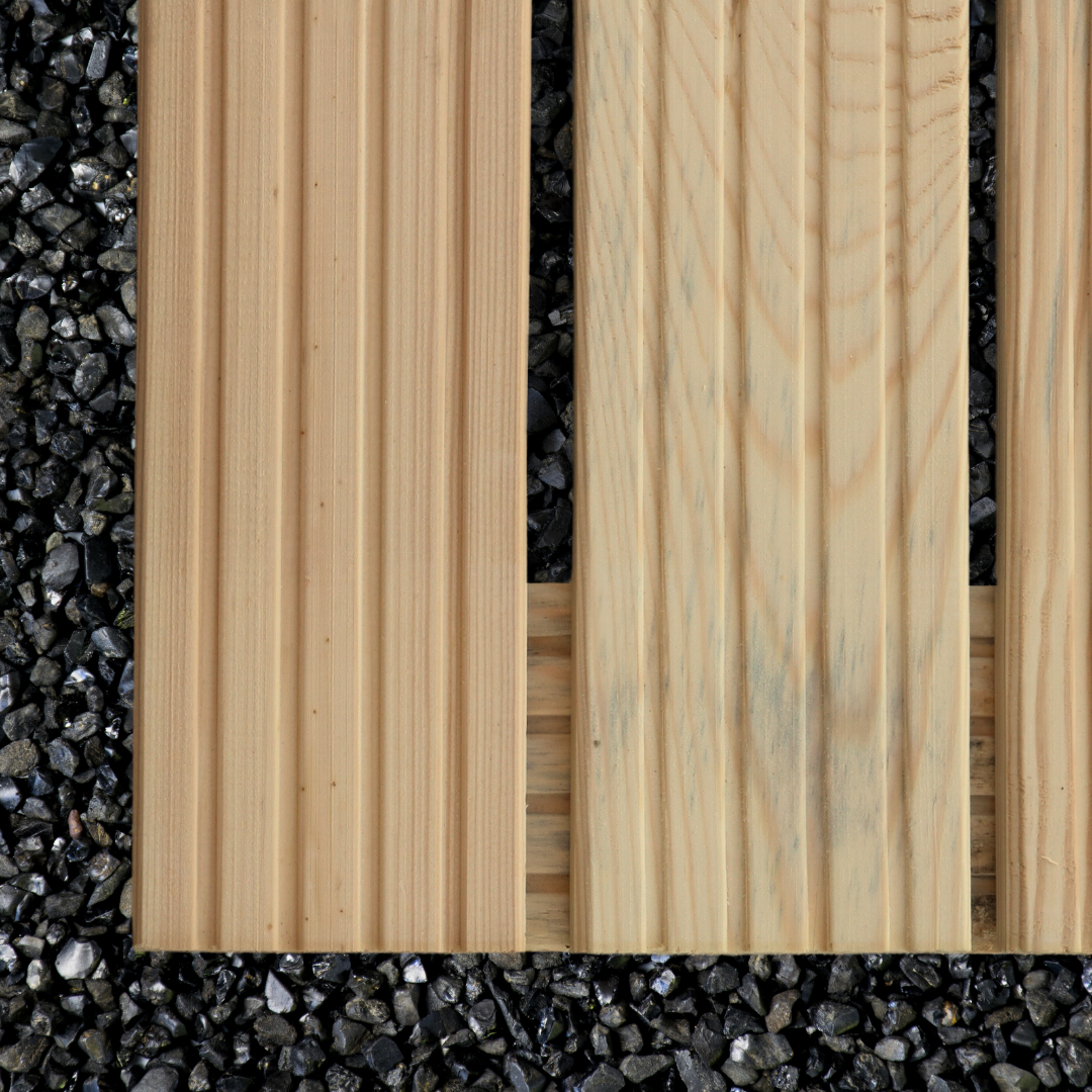 Holzfliese aus Kiefernholz