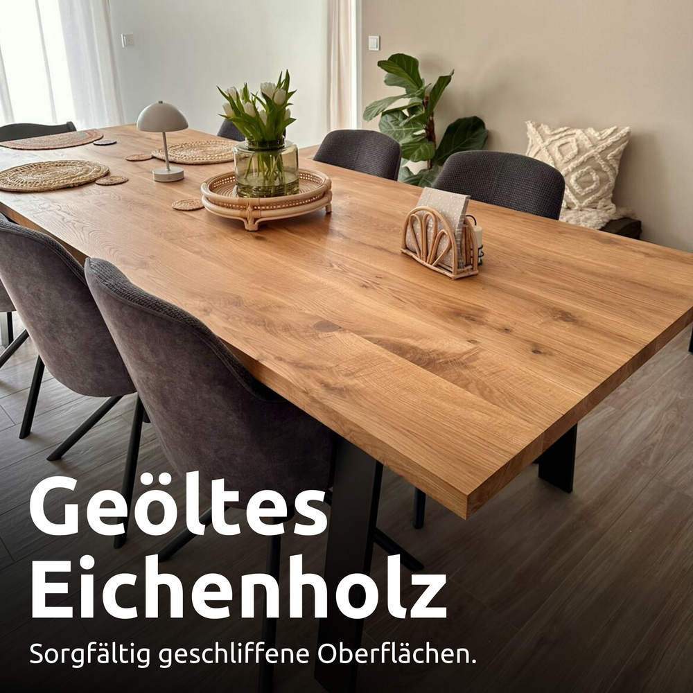 Kleiner Massivholztisch ohne Baumkante 160cm  x 80cm Dreieck Gestell